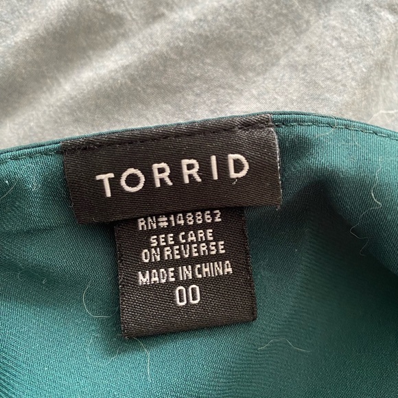 Tori’s cami - Picture 2 of 2